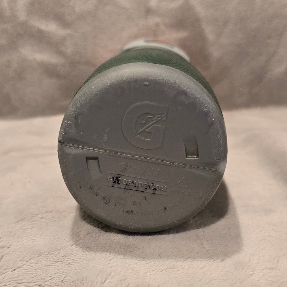 Gatorade Squeeze 32oz Plastic Water Bottle -‎ Green - Picture 4 of 4